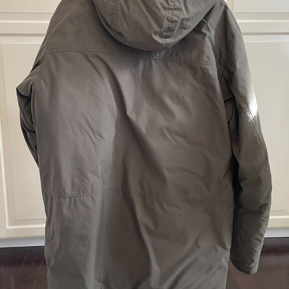 Columbia Insulated Winter Parka - Picture 2 of 2
